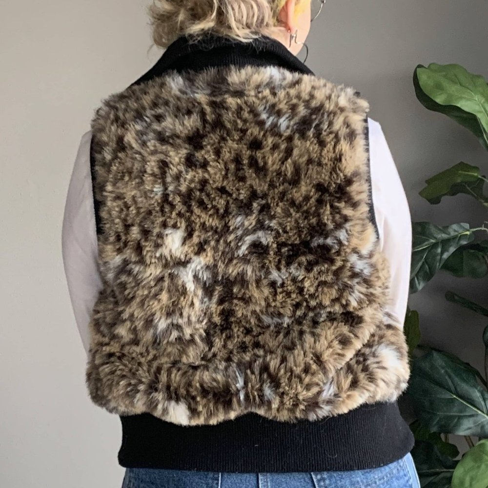 ❤Forever 21 faux fur cheetah vest